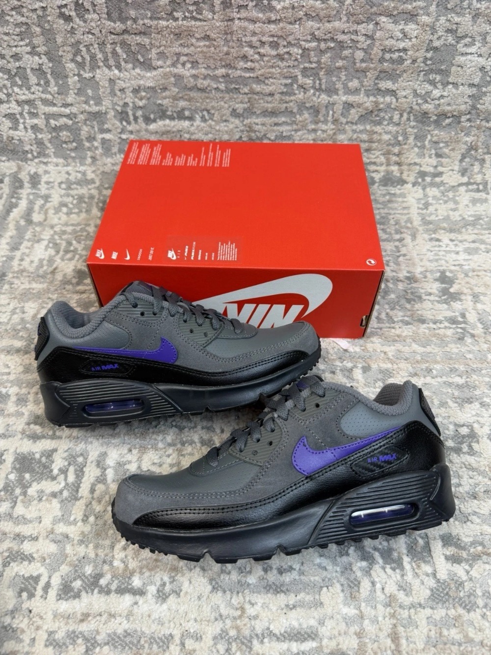Nike Air Max 90 Iron Grey Black White Wild Grape — 40, Novo