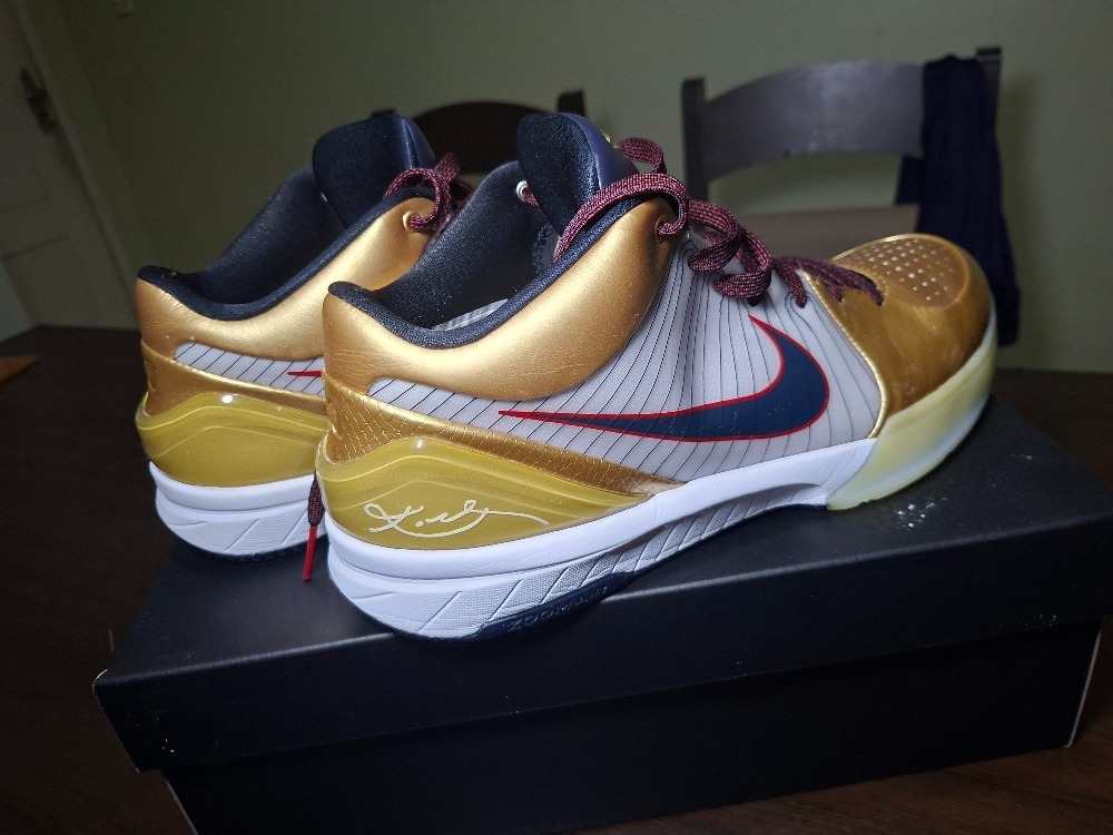 Nike Kobe 4 Protro Gold Medal