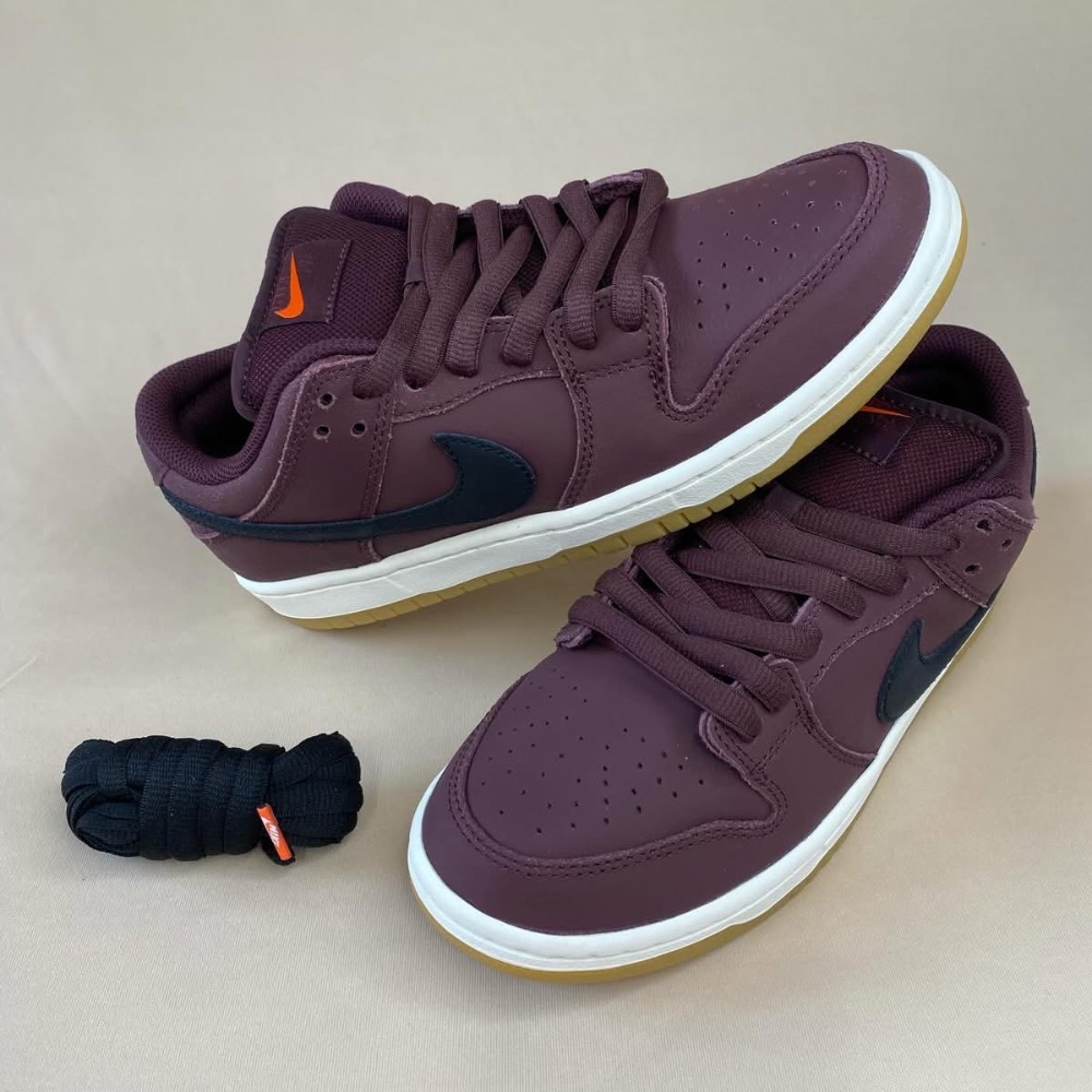 Nike SB Dunk Low Pro ISO Burgundy Crush — 41, Novo