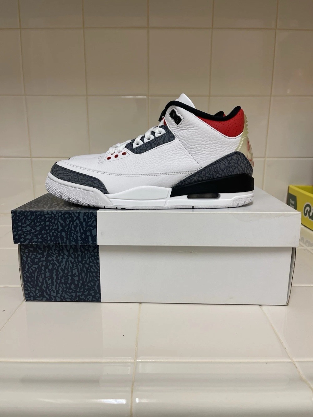 Air Jordan 3 SE-T CO.JP Fire Red Denim — 38 / 40 / 40.5 / 41, Novo