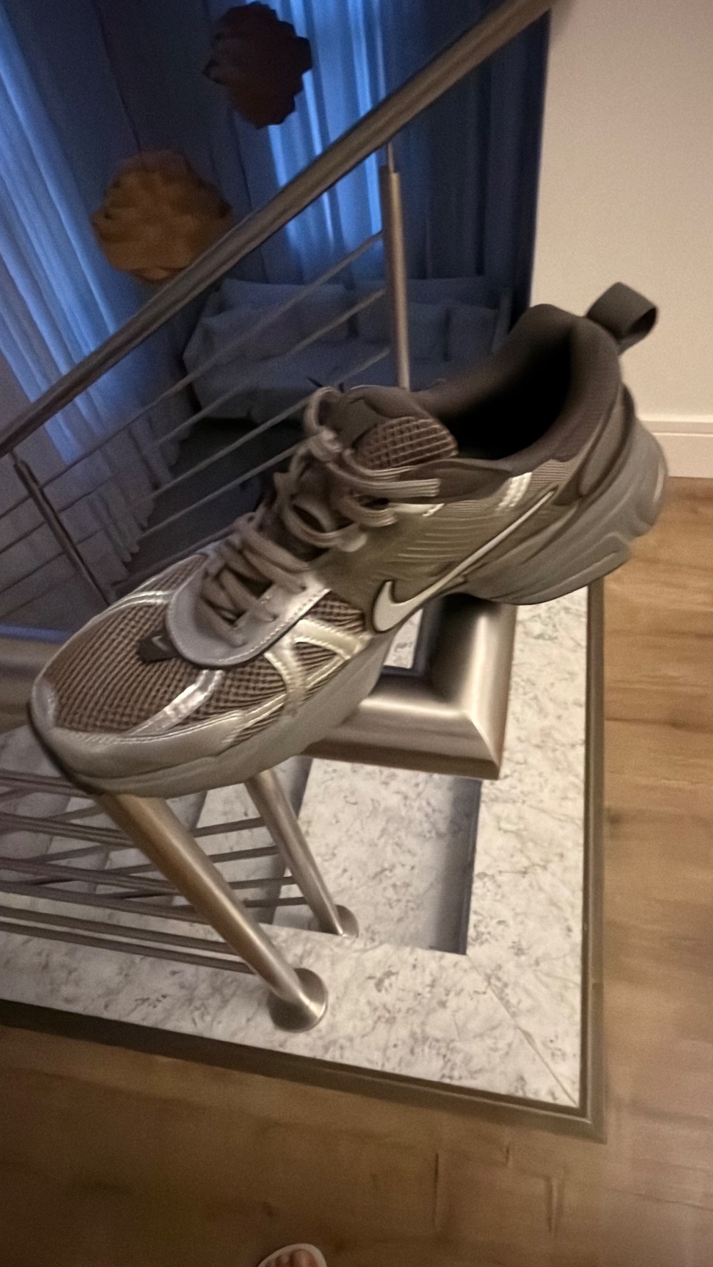 Nike V2K Run Cave Stone Metallic Silver