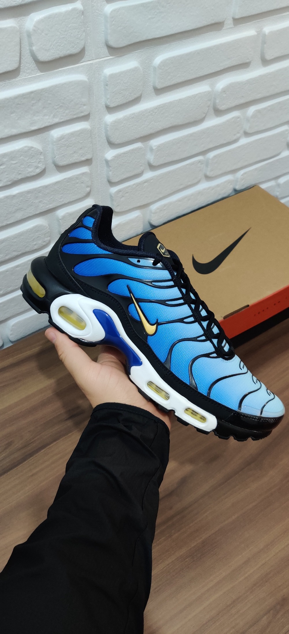 Nike Air Max Plus OG Hyper Blue (2025) — 41, Novo