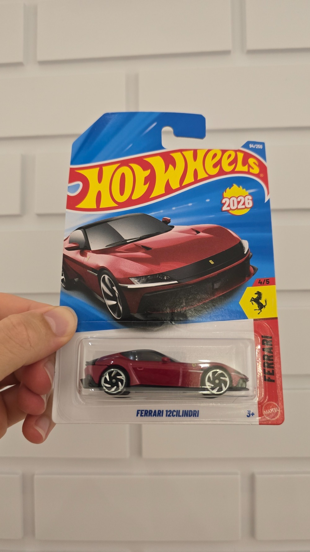 HotWheels Ferrari 12Cilindri (2026) — Único, Novo