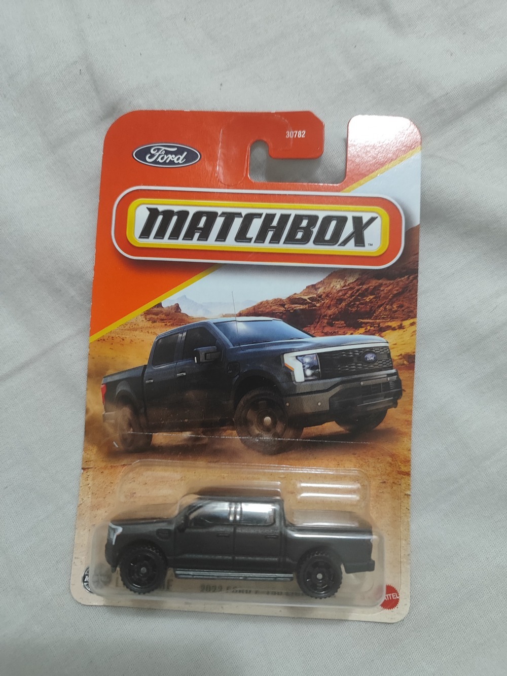 carrinho Mattel matchbox 2022 ford f-150 lightning