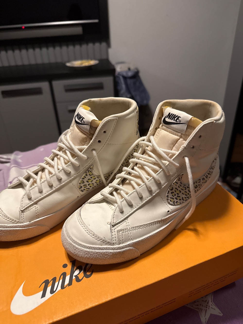 Nike Blazer Mid '77 Vintage White Black — 36, Usado