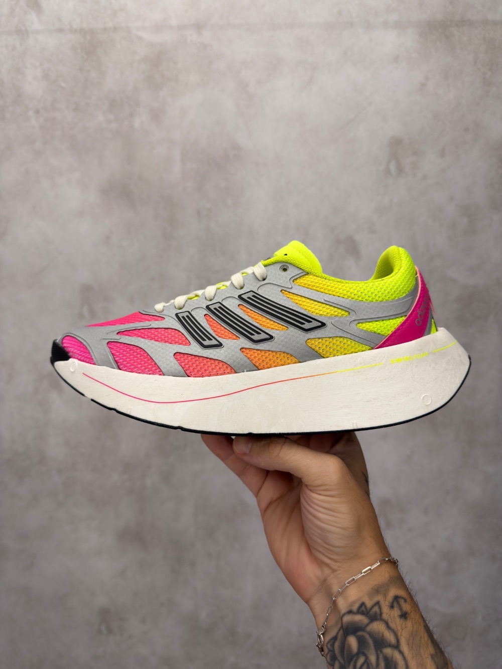 adidas Adizero Aruku Shock Pink Solar Yellow