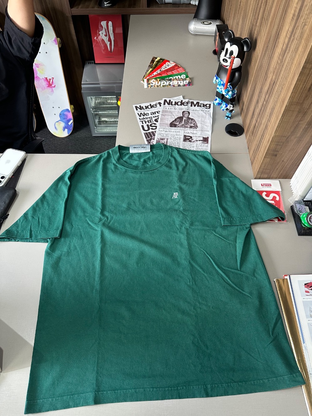 Audemars Piguet x Travis Scott Camiseta CJ Watch Face Green — XG, Usado