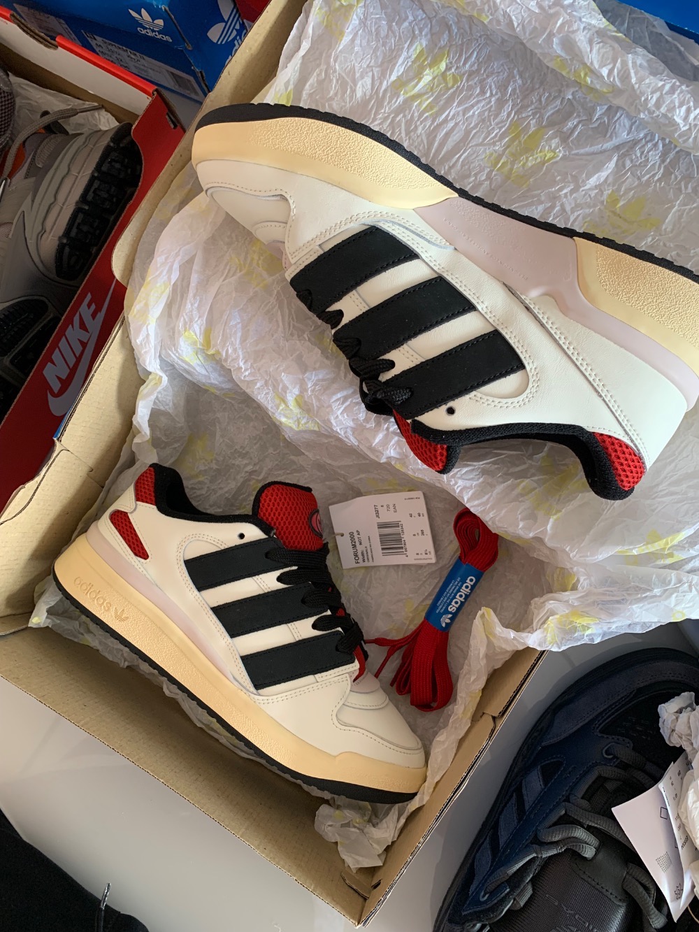 adidas Forum2000 Off White Core Black Easy Yellow