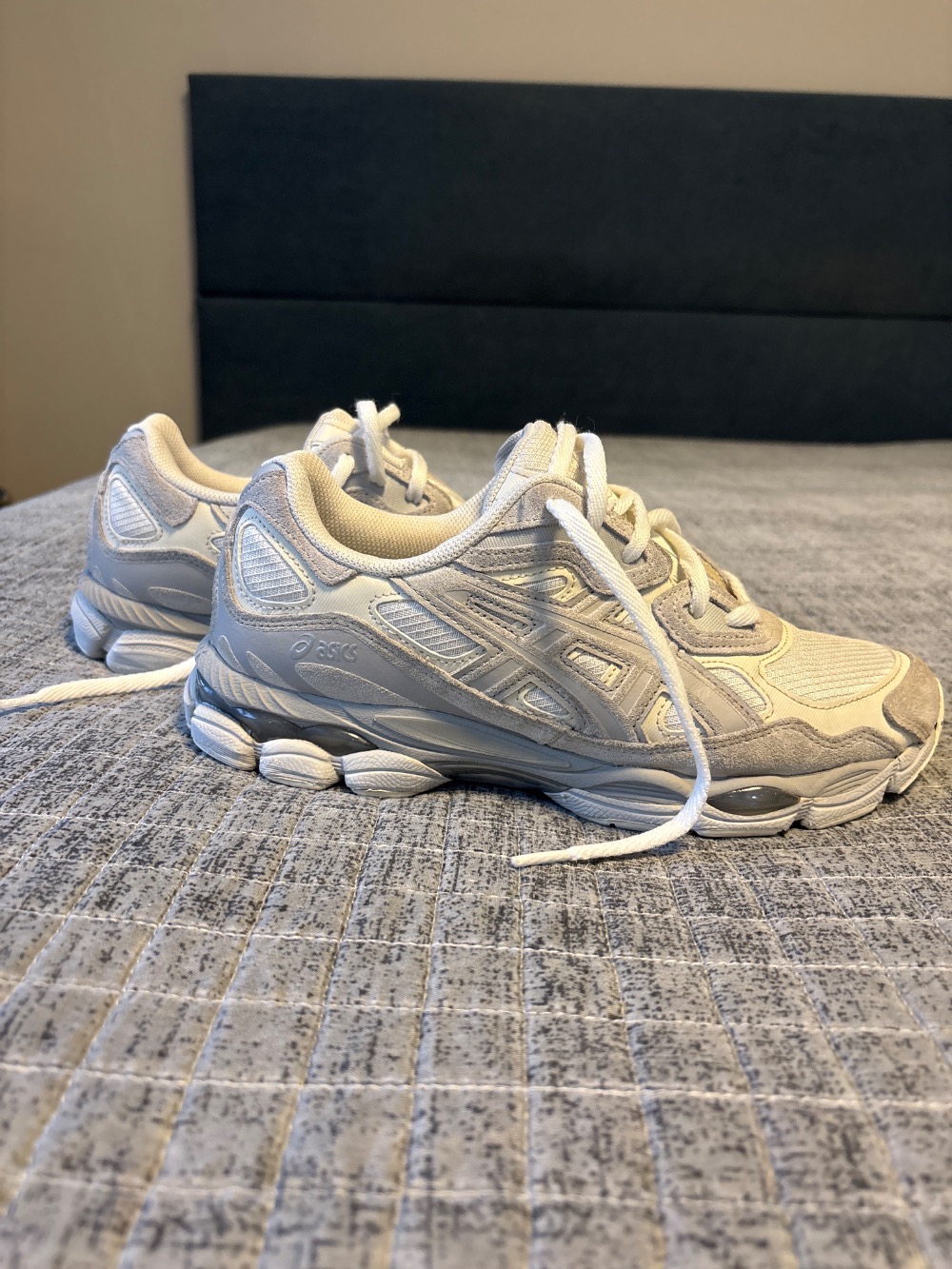 Asics Gel-NYC Cream Grey