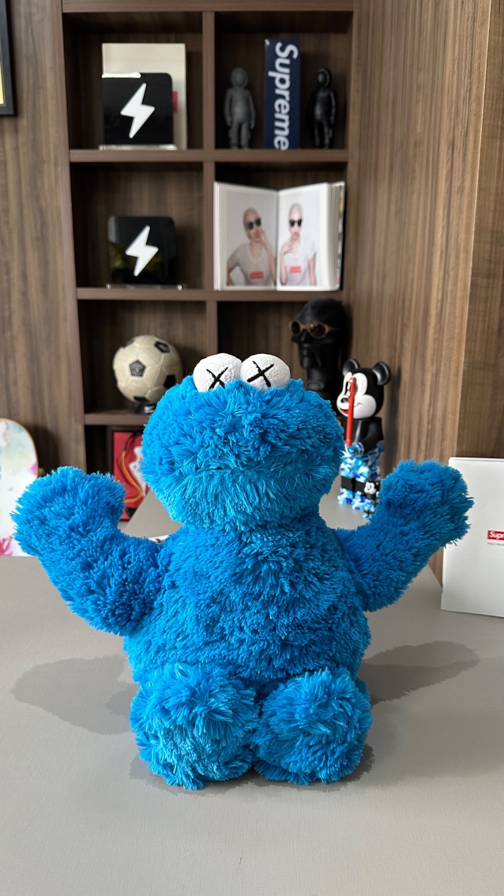 KAWS - Droper