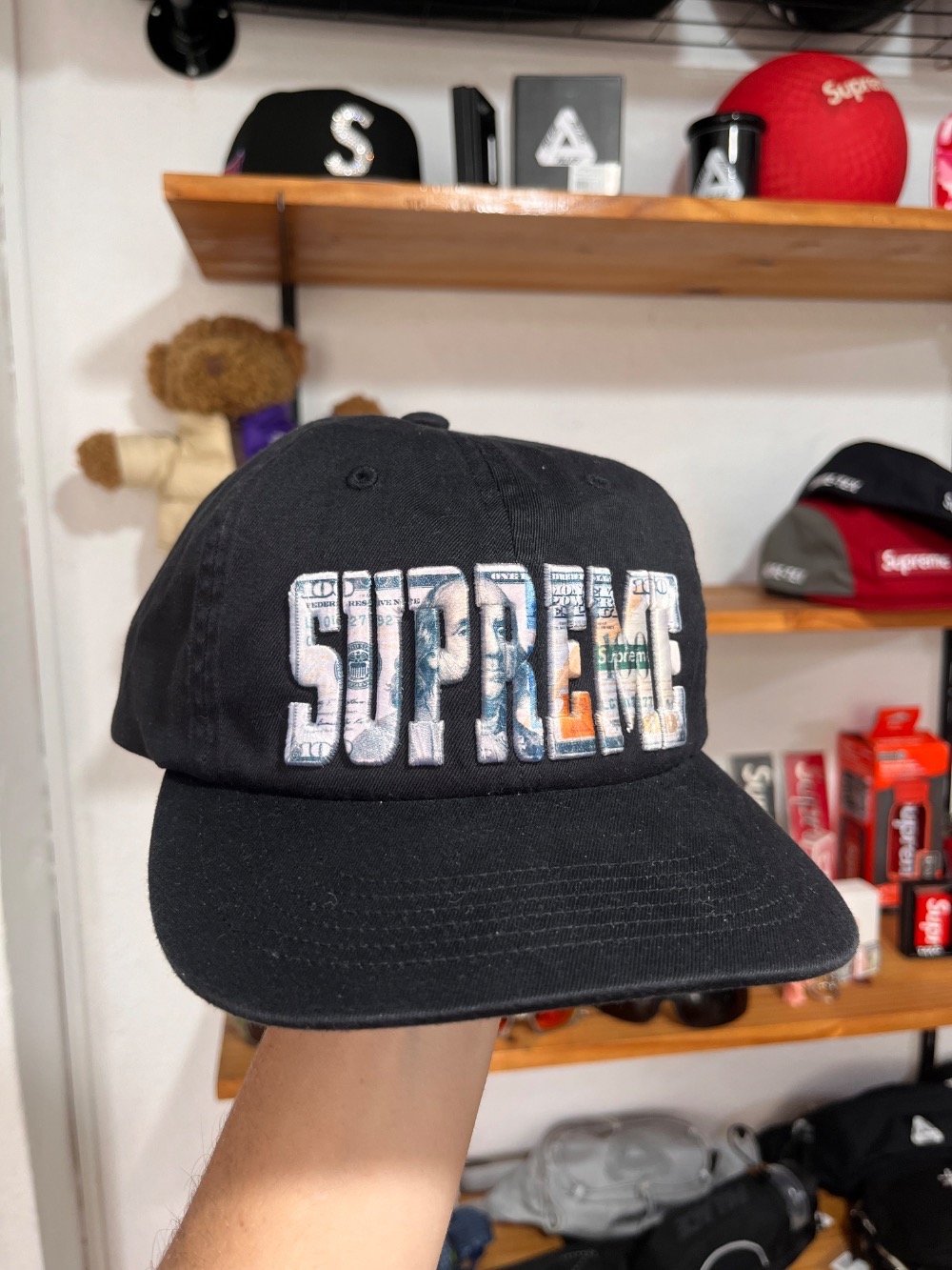 Boné Supreme Embroidered Money Logo 6-Panel Navy SS26-W1 — Único, Novo