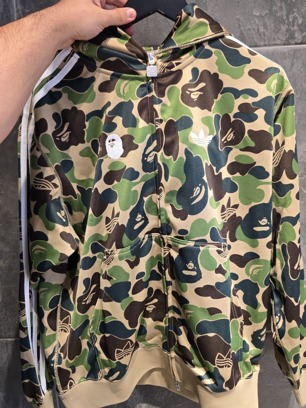 BAPE x adidas Jaqueta Shark Track Hoodie Crew Green — PP, Novo