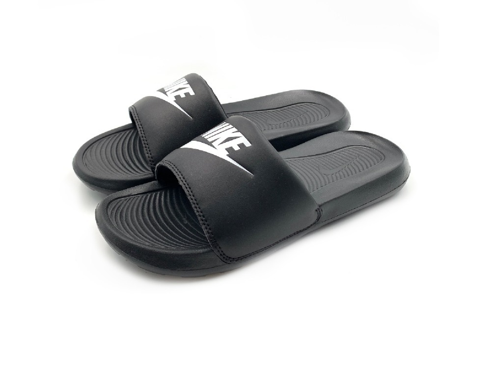 Chinelo Nike Victori One Black