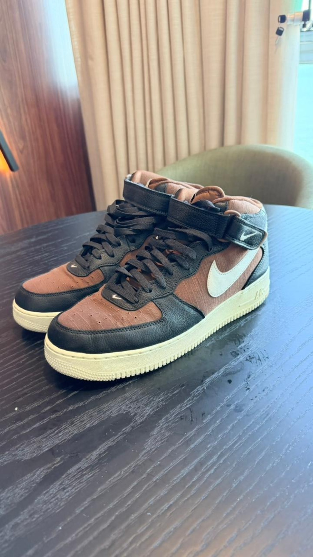 Nike Air Force 1 Mid Vintage Off-Noir Pecan — 43, Usado