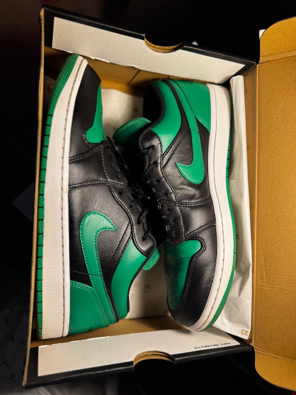 Air Jordan 1 Low Lucky Green — 42, Usado