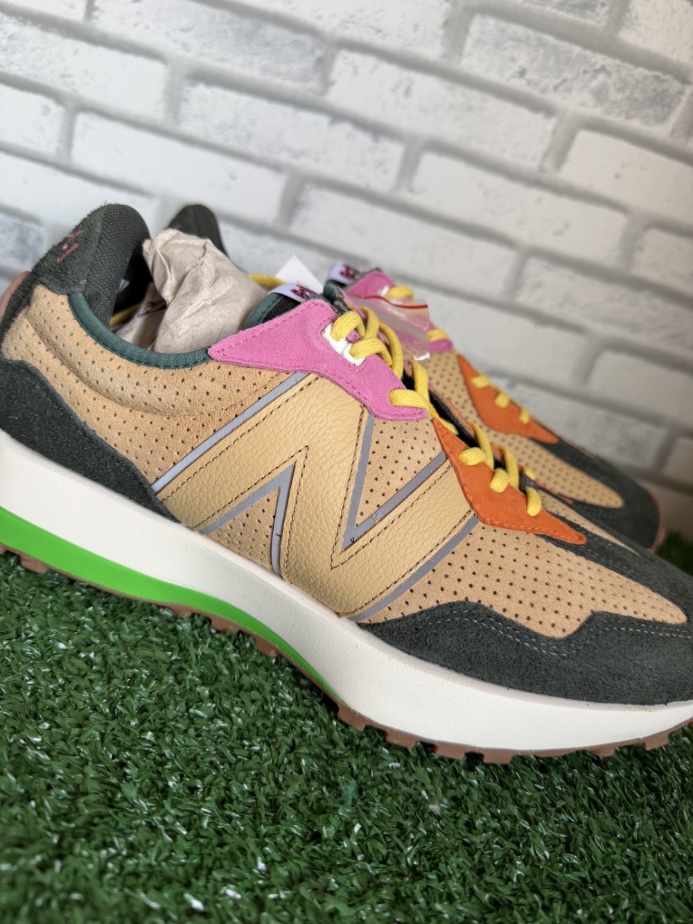 Your ID x New Balance 327 Lámen
