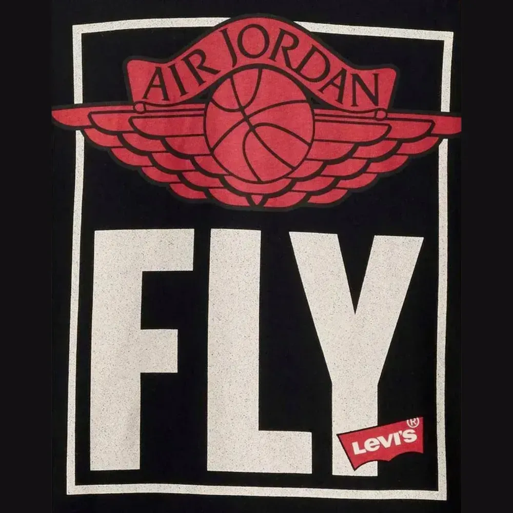 Levi's x Air Jordan Camiseta Fly Black - Droper