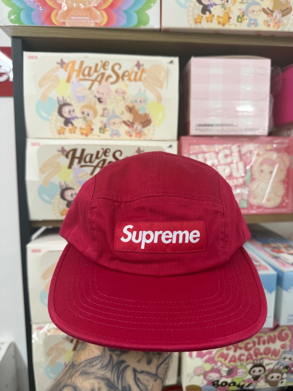 Boné Supreme Washed Chino Twill Camp Red SS26-W1 — Único, Novo