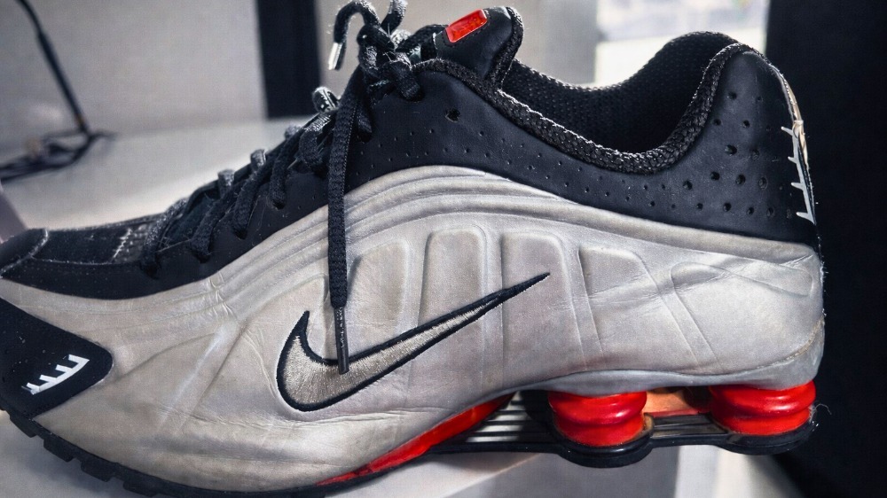 Nike Shox R4 Black Pinksicle — 43, Usado