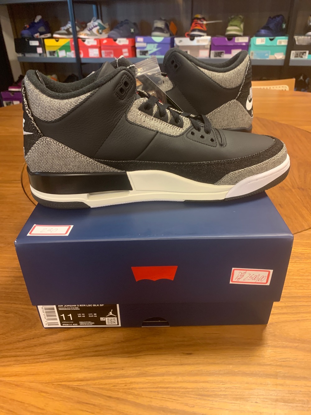 Levi's x Air Jordan 3 Black White — 43, Novo
