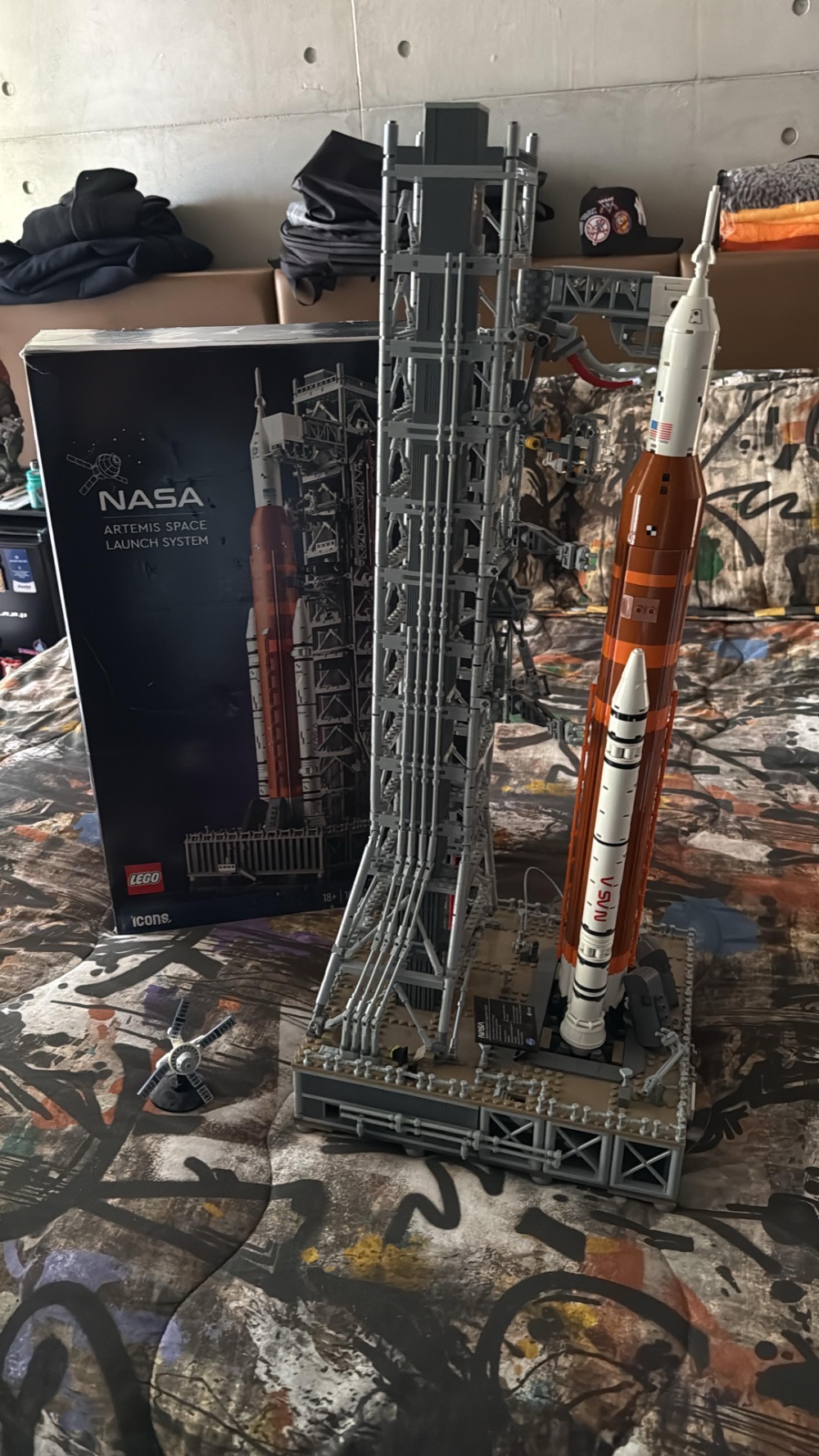 lego nasa artemis space lanch system