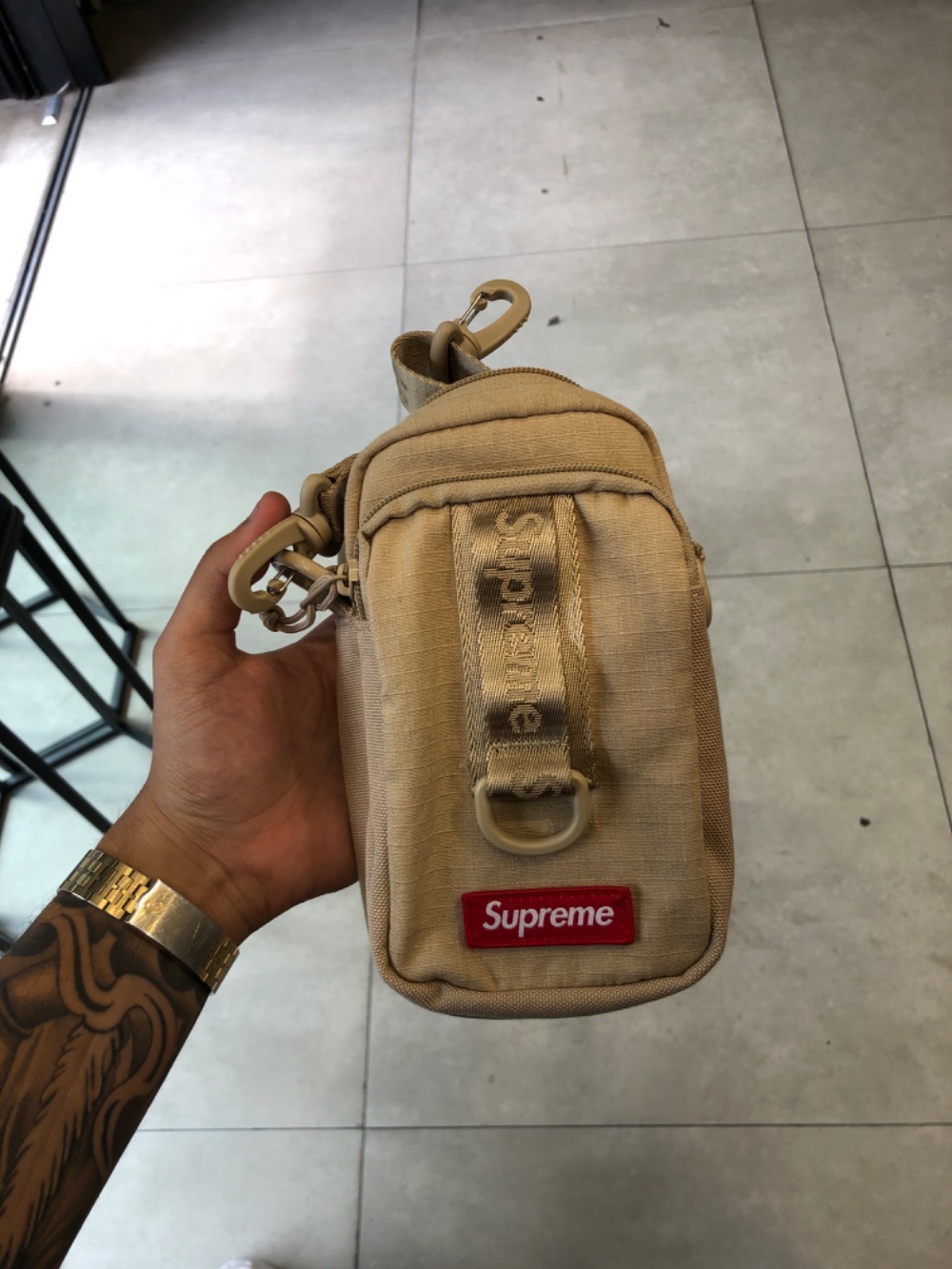 Shoulder Bag Supreme Tan SS26-W1 — único, Novo