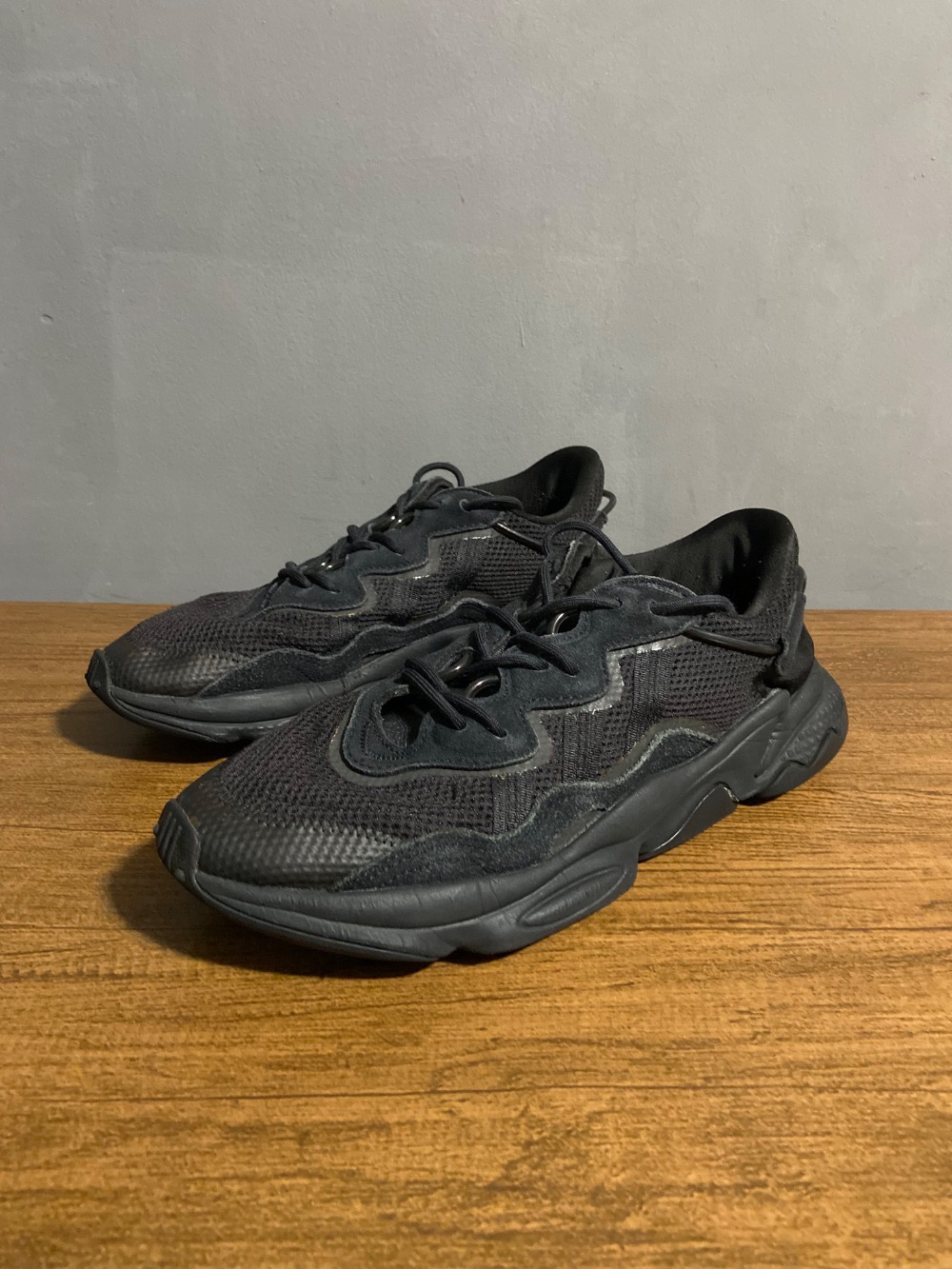 adidas Ozweego Core Black Grey Five