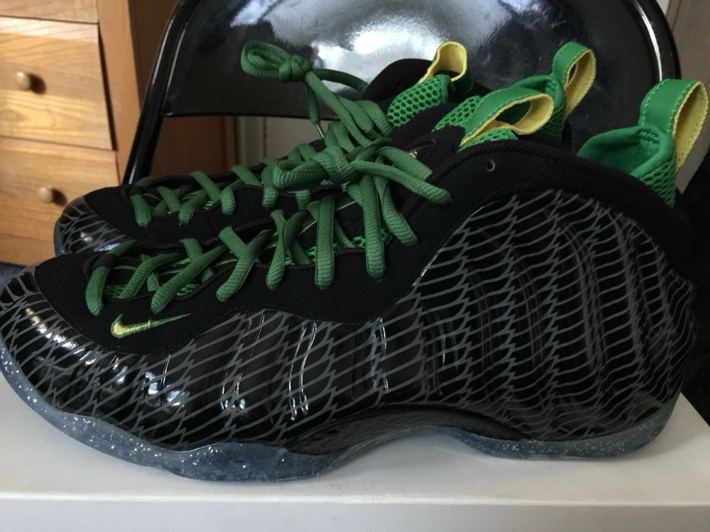 Nike Air Foamposite One Oregon Ducks — 38 / 43.5 / 44, Novo