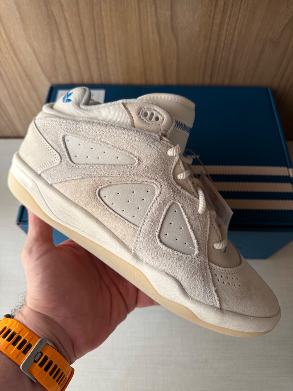 Bad Bunny x adidas BadBo 1.0 Chalk White Talc — 40, Novo