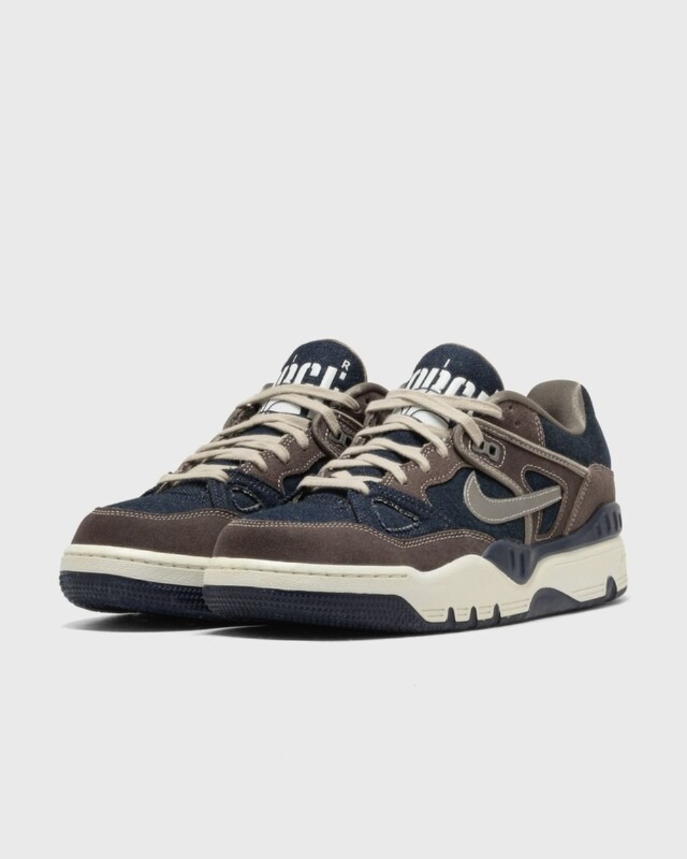 Levi's x Nigo x Nike Air Force 3 Low SP Enigma Stone — 39.5, Novo