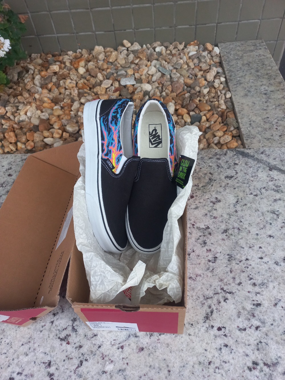 Vans Slip-On Electric Flame Black White