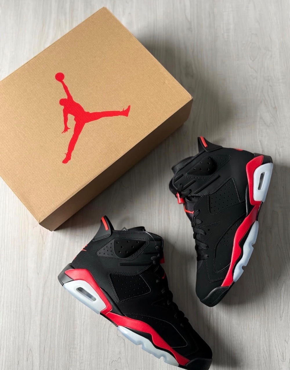 Air Jordan 6 Retro Infrared Salesman