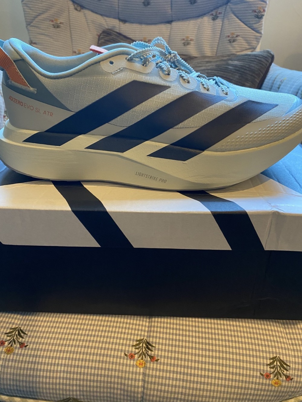 adidas Adizero Evo SL ATR Wonder Sage Aurora Ink — 38 / 40.5 / 44, Novo