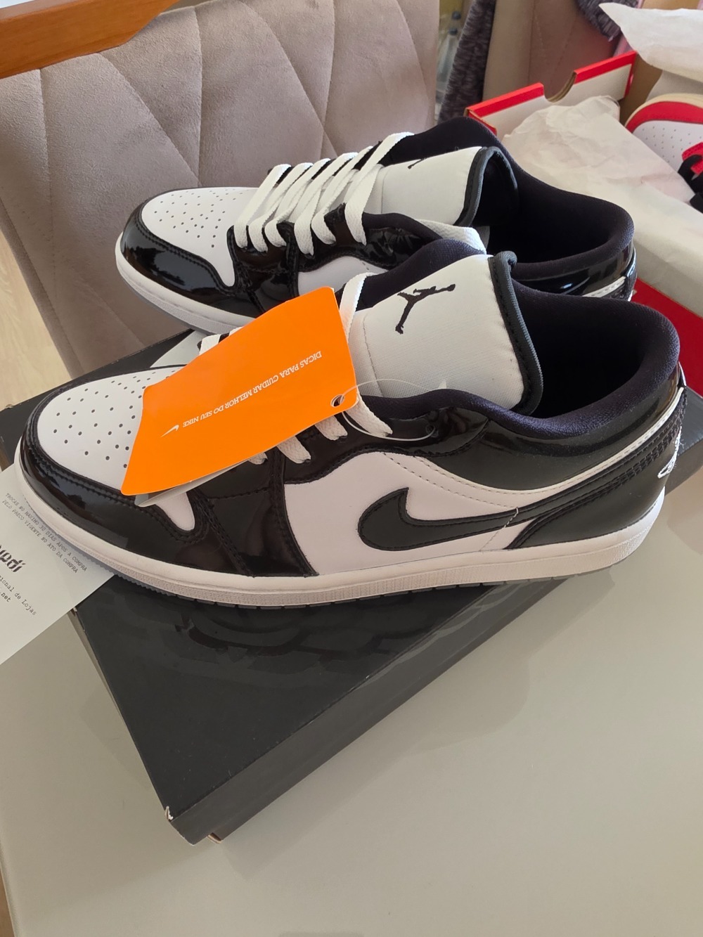 Air Jordan 1 Low SE Concord — 39, Novo