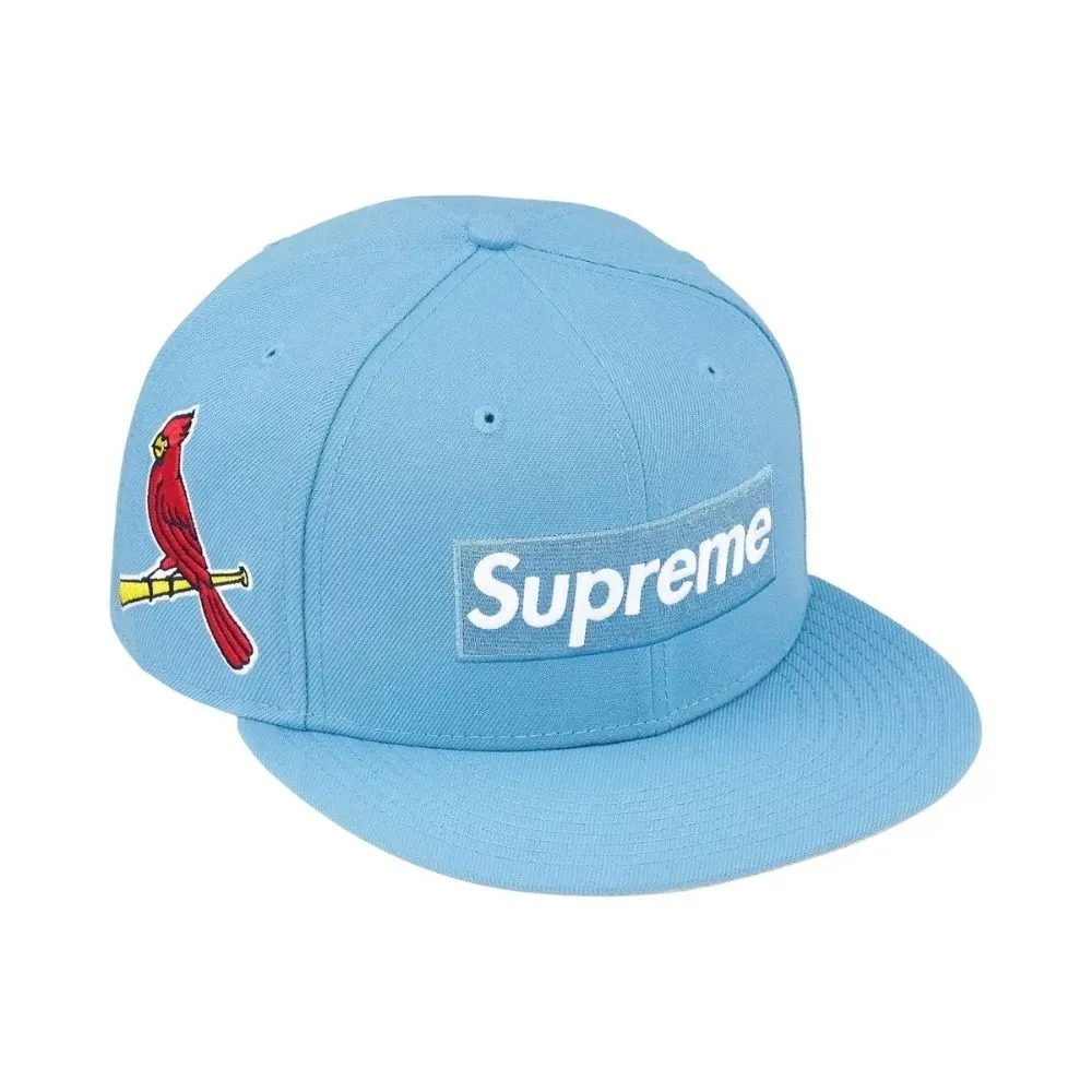 MLB x New Era x Supreme Boné St. Louis Cardinals Light Blue FW25-W17 — 7-1/8 / 7-1/4 / 7-3/8 / 7-1/2 / 7-5/8 / 7-3/4 / 8, Novo