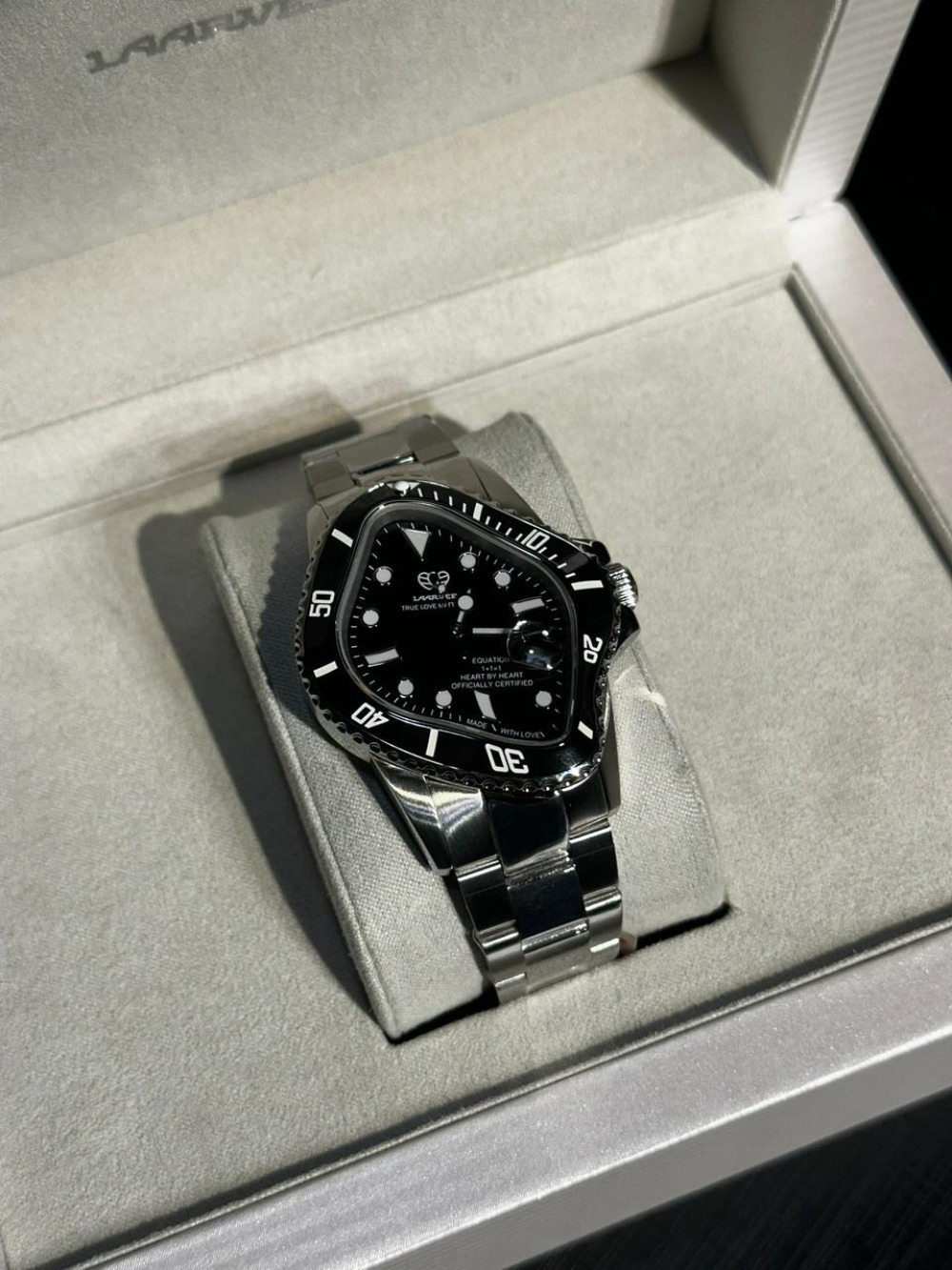Relógio LAARVEE PEA001 Silver Precision Steel Ceramic Bezel Dial Black
