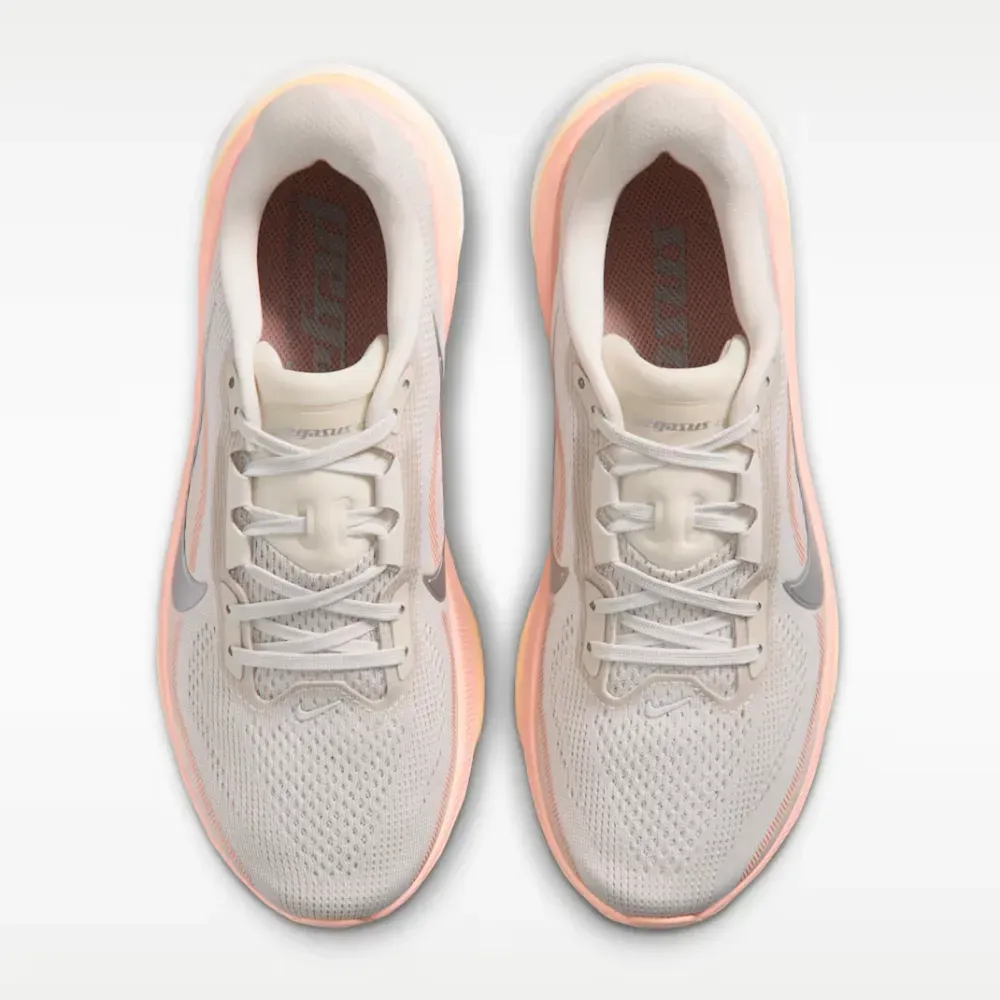 Nike Pegasus 42 Light Bone Arctic Orange Feminino foto 2