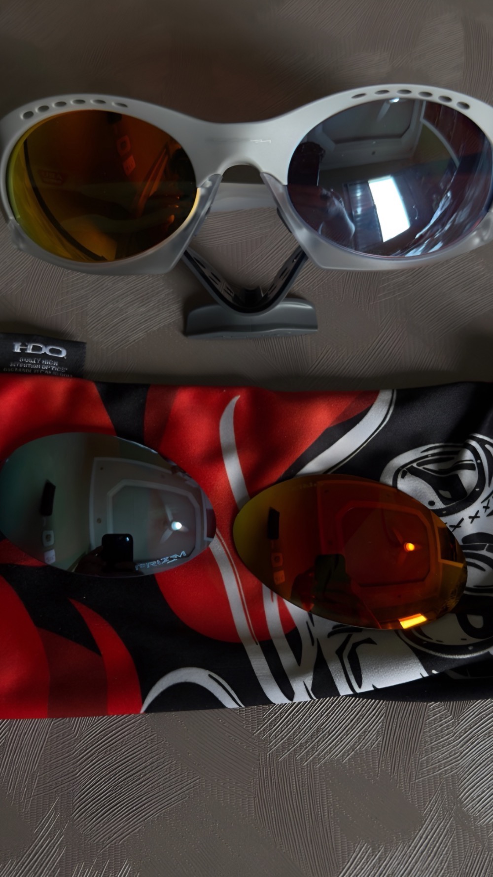 PodPah x Oakley Óculos Plantaris Prizm Ruby Grey