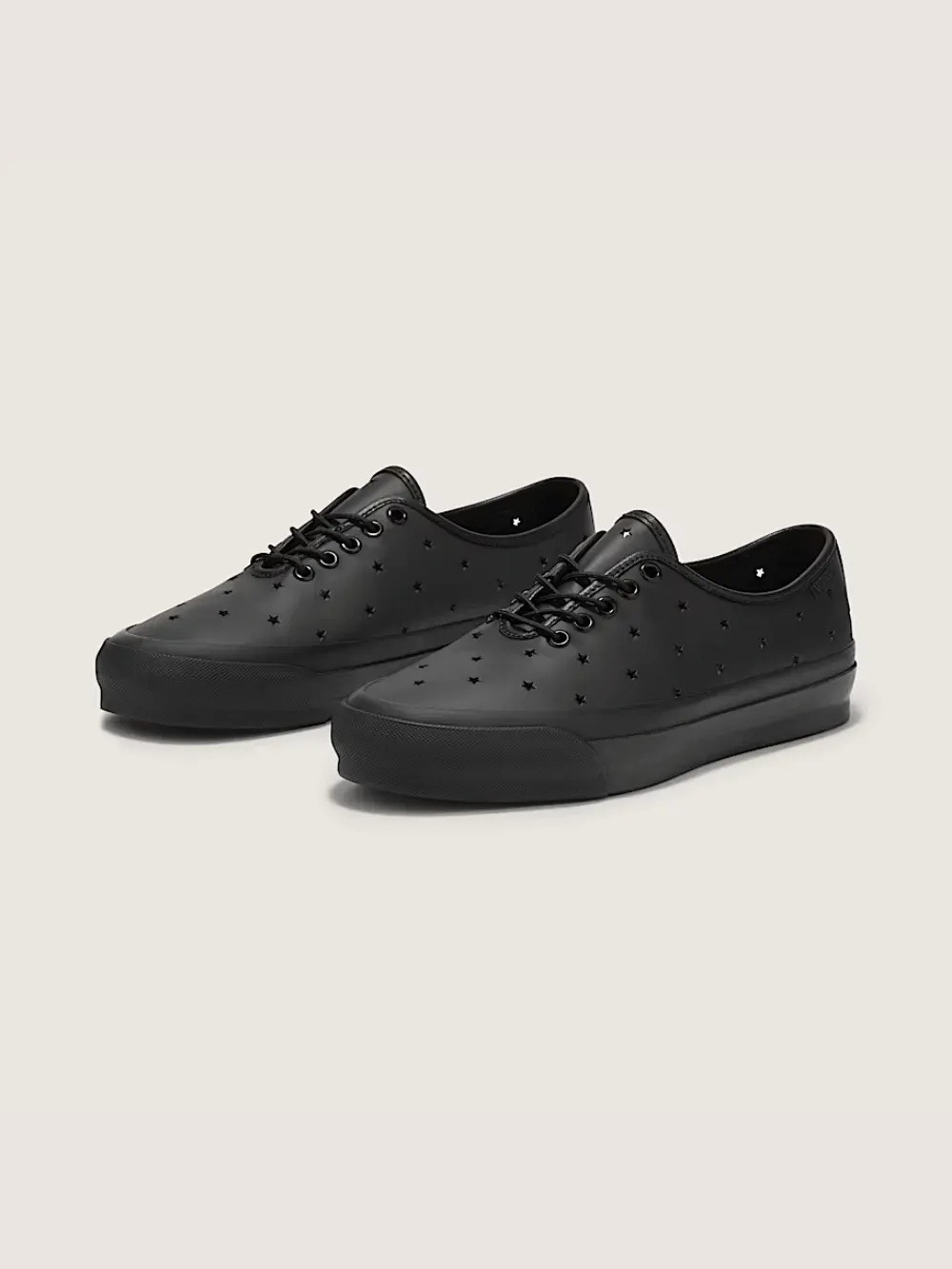 One Piece x Vans OTW Authentic Vibram Star Black