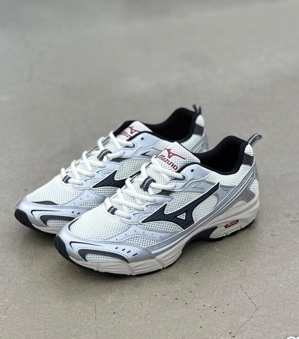 Mizuno MXR White Black Silver