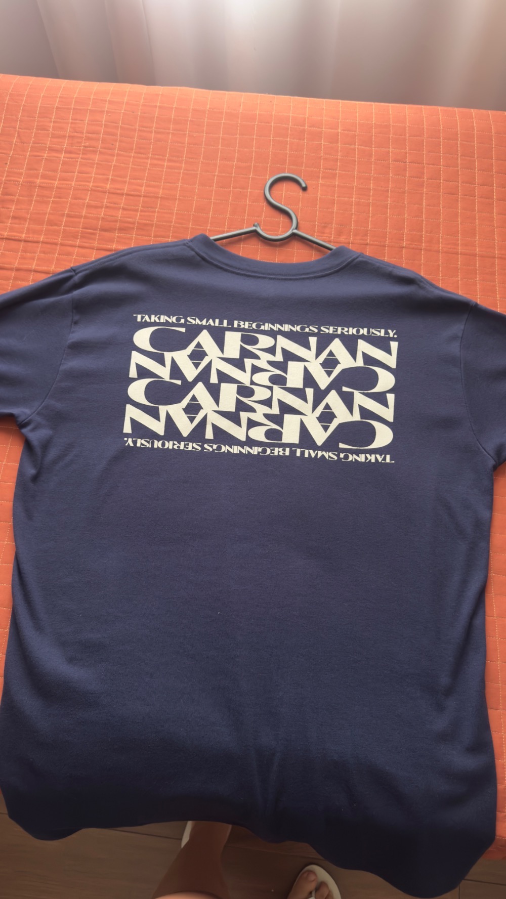 camiseta carnan azul marinho