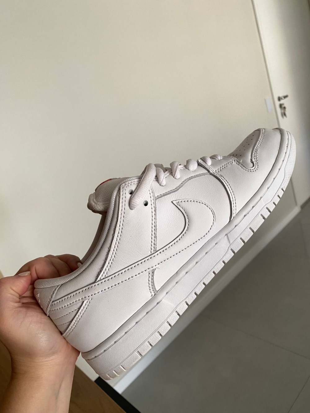 Nike SB Dunk Low Pro Triple White — 42, Usado