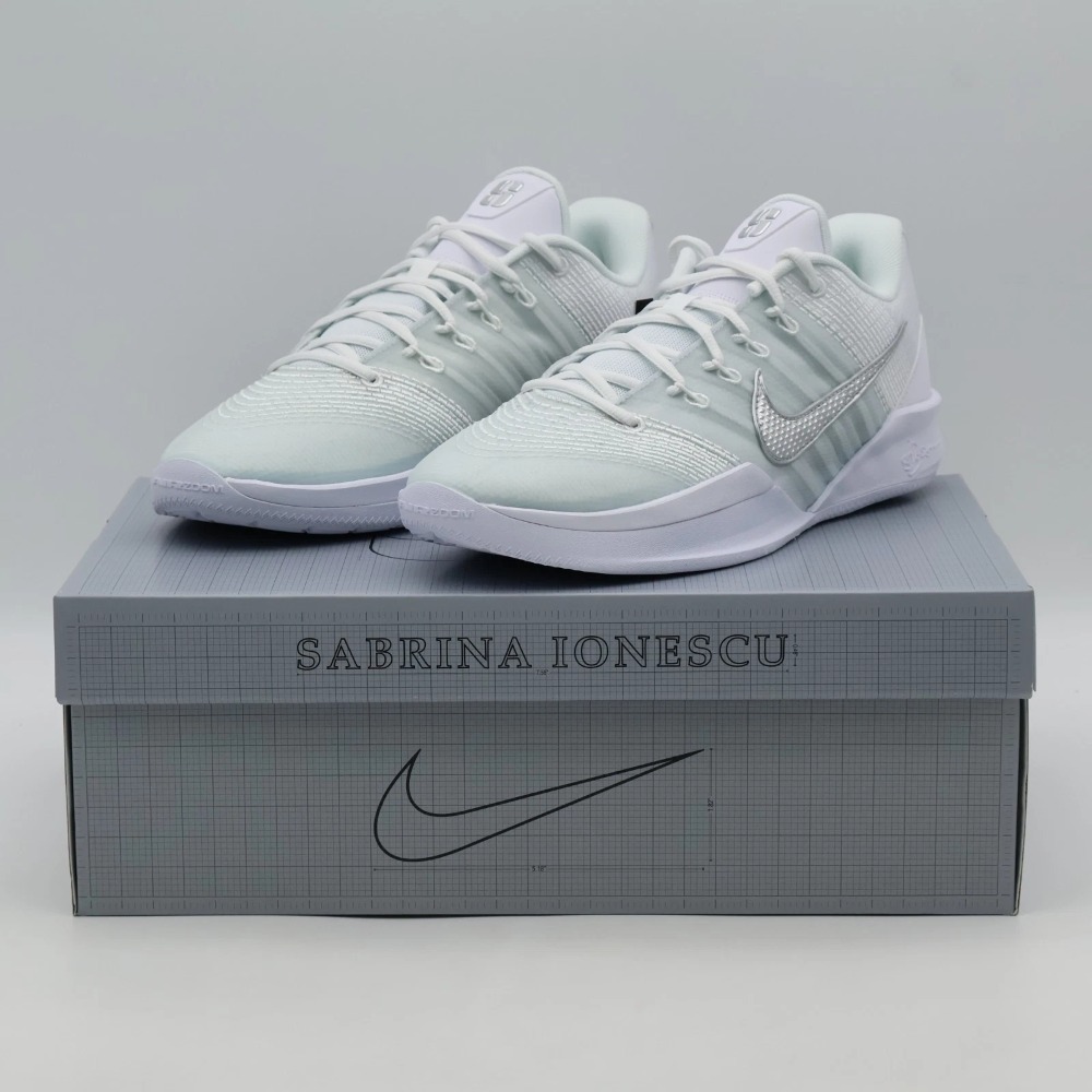 Nike Sabrina 3 Ice Cold — 41, Novo