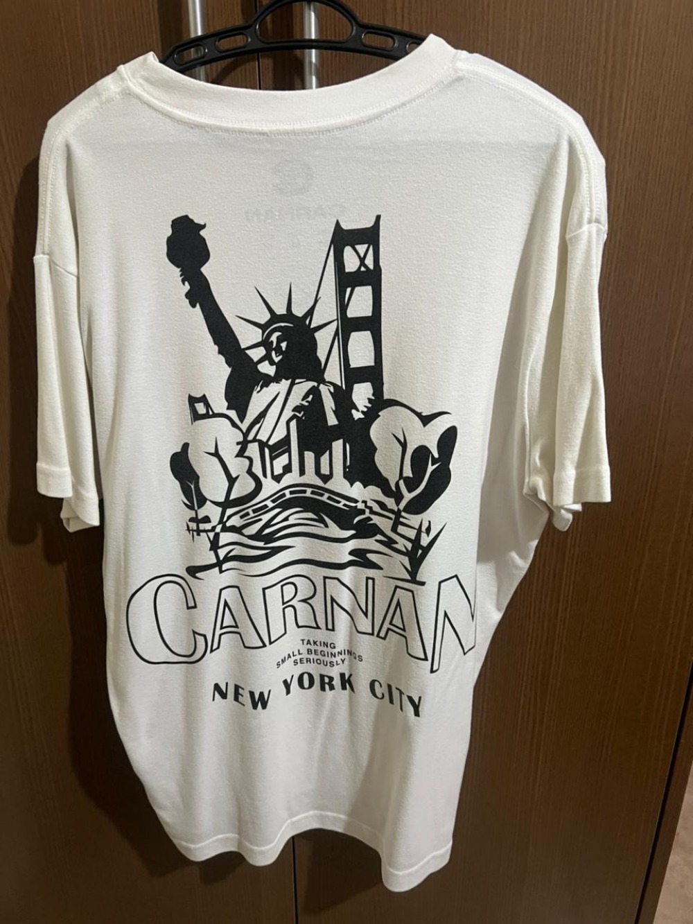Camiseta Carnan Statue of Liberty White