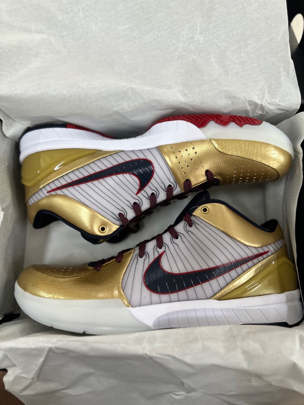 Nike Kobe 4 Protro Gold Medal