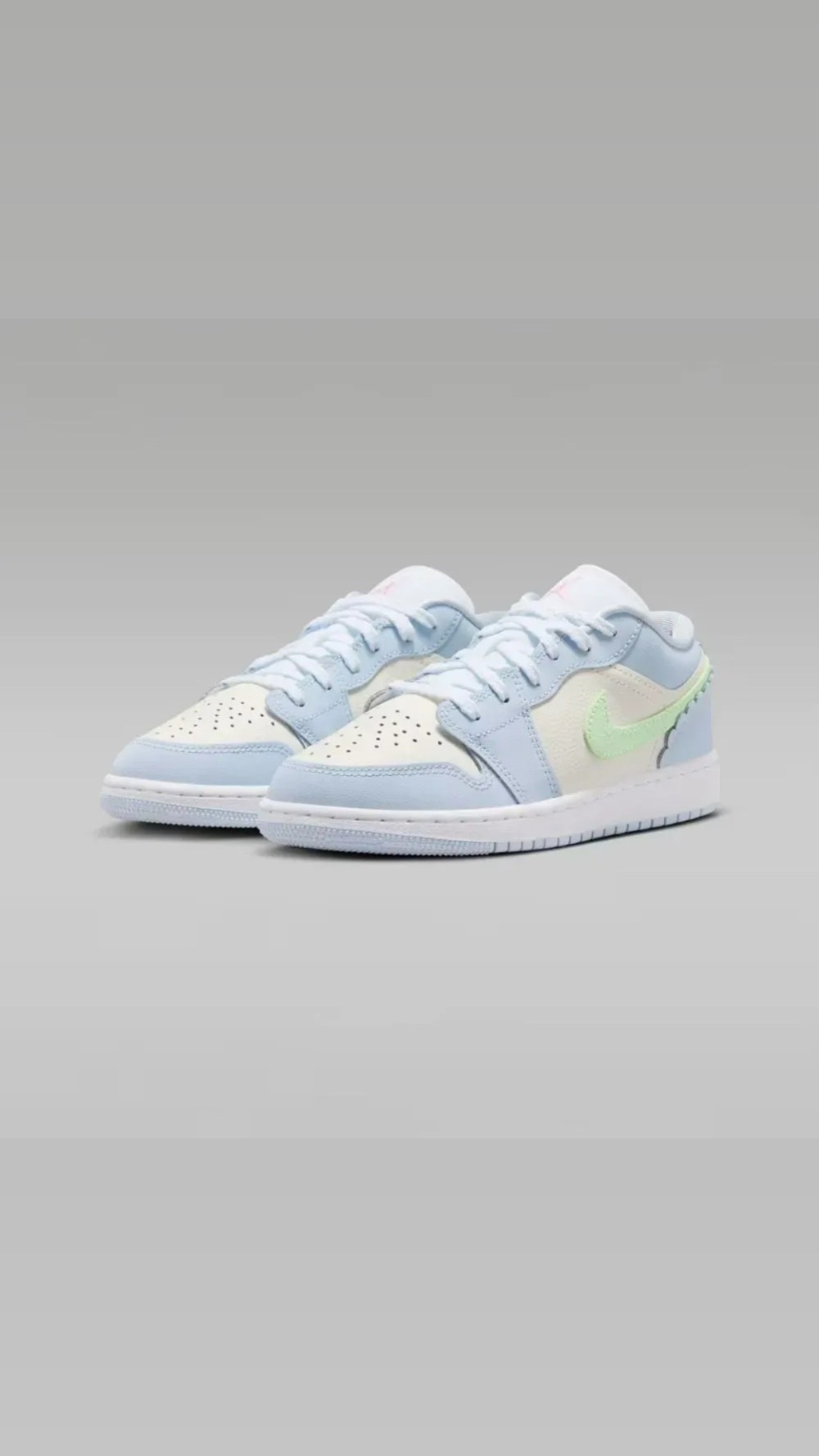 Air Jordan 1 Low SE Half Blue Sail White Vapor Green — 34 / 35 / 36 / 37 / 38, Novo