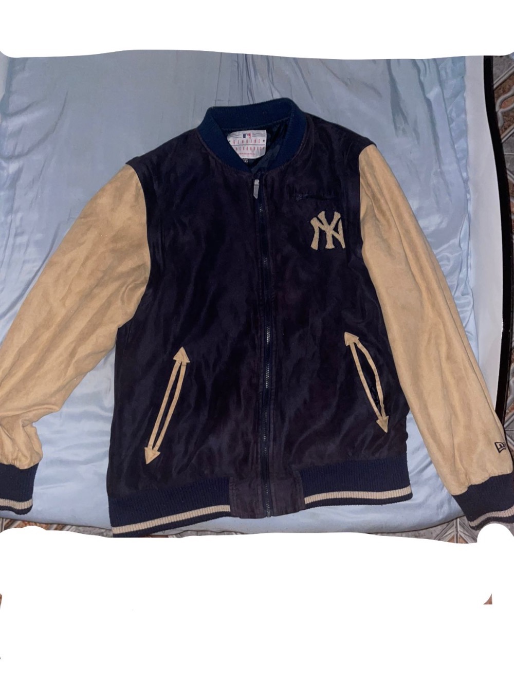 Jaqueta de couro New Era vintage NY azul e bege