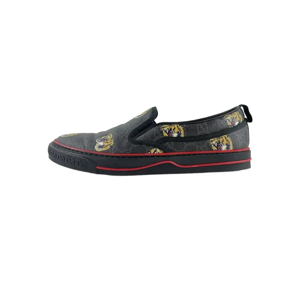Gucci Slip On GG Supreme Tiger Black - Droper