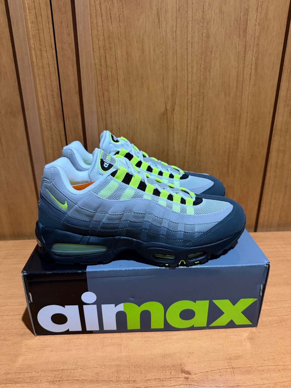 Nike Air Max 95 OG Big Bubble Neon — 43, Novo