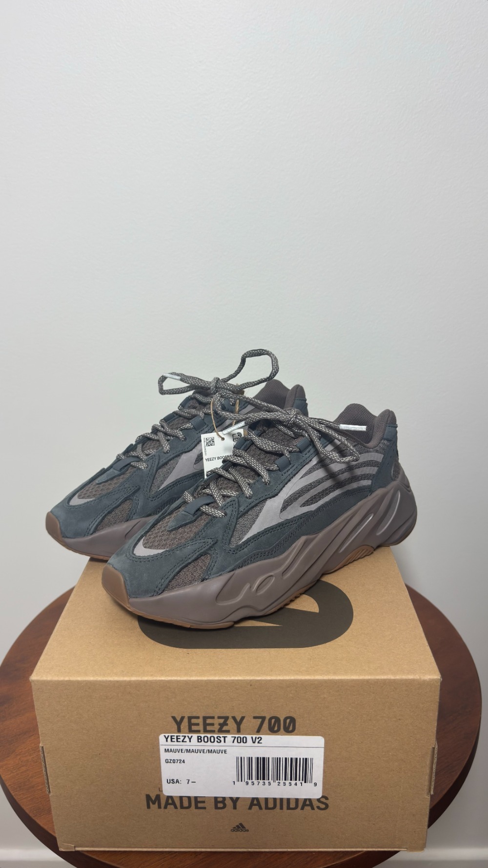 Yeezy Boost 700 V2 Mauve